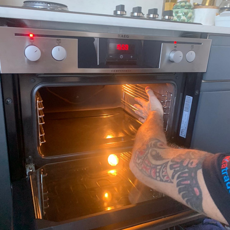 Oven Cleaning company in Sutton